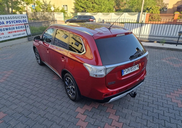 Mitsubishi Outlander cena 61000 przebieg: 149000, rok produkcji 2014 z Gniezno małe 379